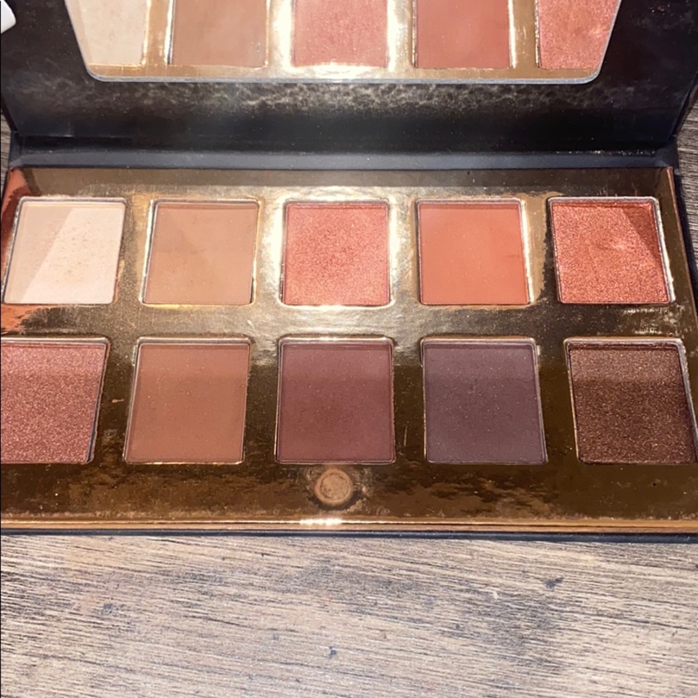 Crowne Pro Pallet